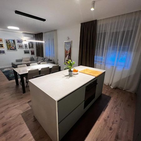 Luxury Home Beach Apartament In Split, Croatia Exterior photo