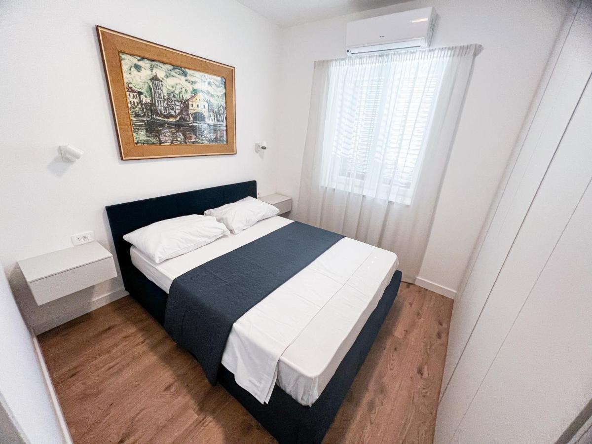Luxury Home Beach Apartament In Split, Croatia Exterior photo